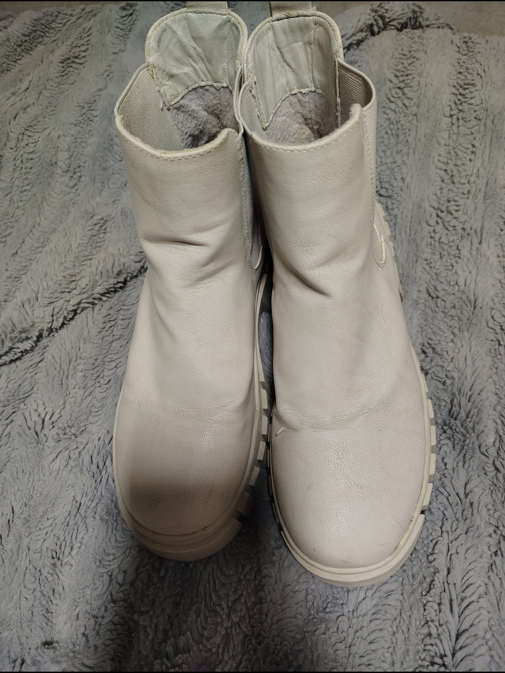 MIA Cream Leather Ankle Booties